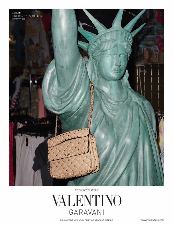 Rockstud Spike Bag, Valentino (Foto: Divulgação)