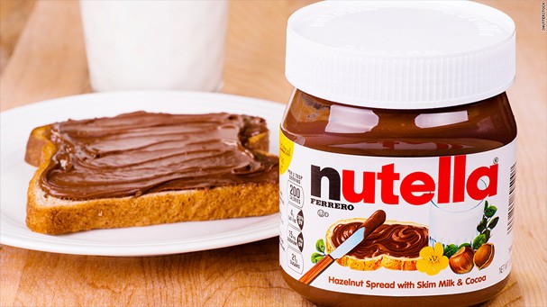 Agora existe um gloss de Nutella... (Foto: Reprodução)