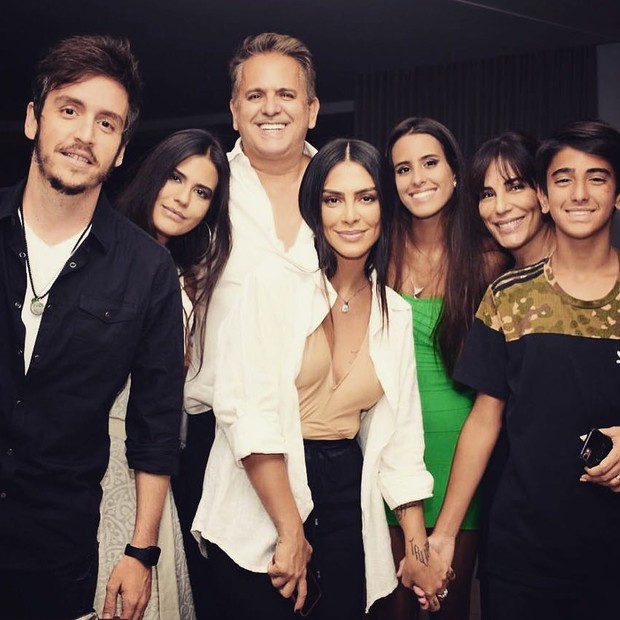 Família Pires & Morais (Foto: Reprodução/Instagram)