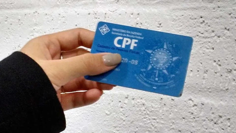 Fevereiro de 2026 tem recorde de CPFs negativados, aponta Serasa
